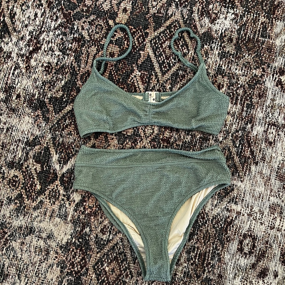 Wanderlust swim size large